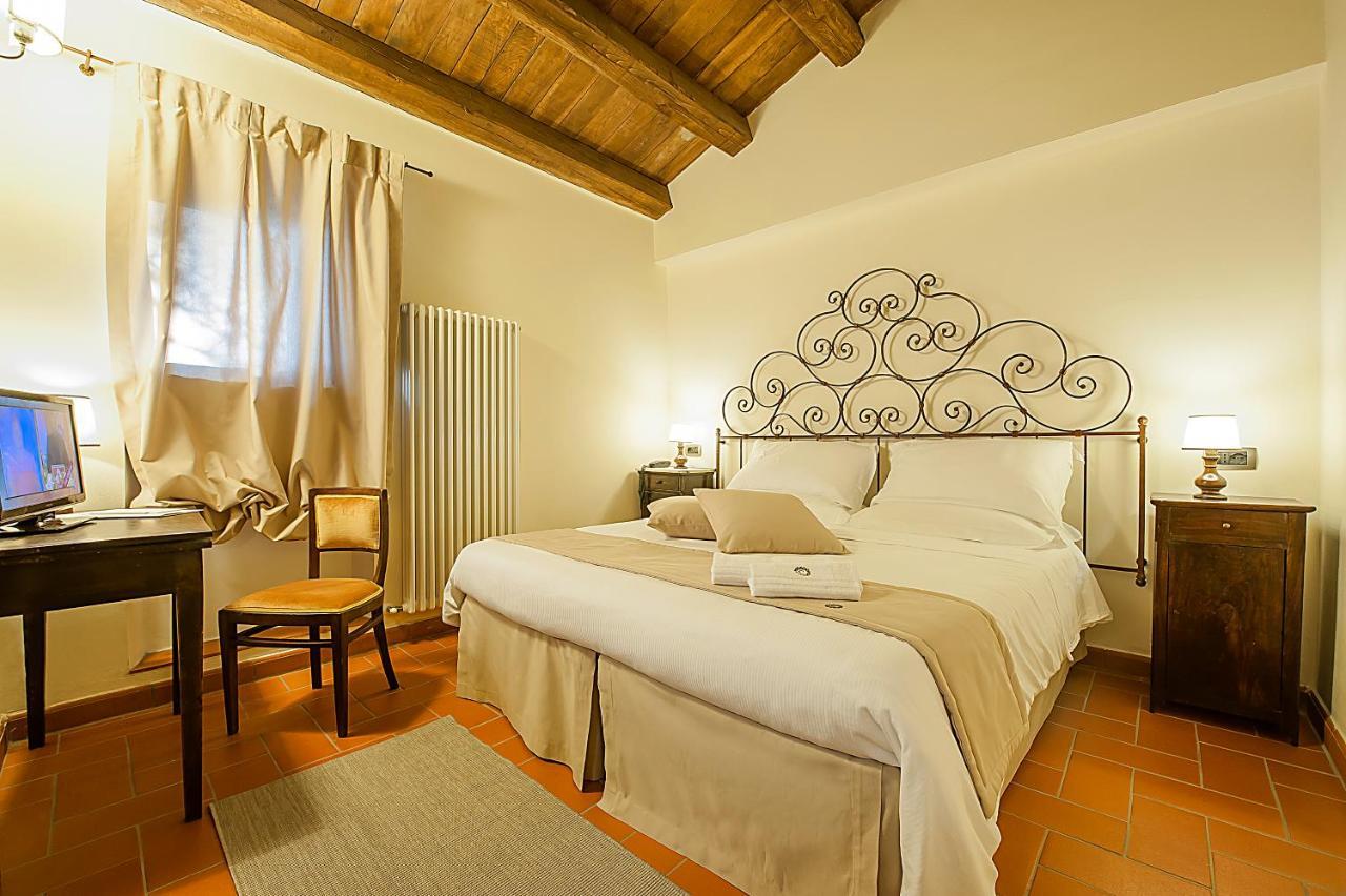 מלון Sellano Convento Di Acqua Premula מראה חיצוני תמונה